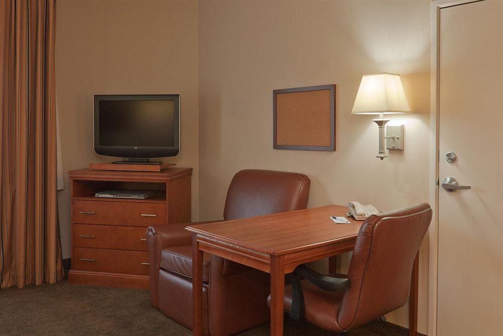 Candlewood Suites Pearl By Ihg Номер фото