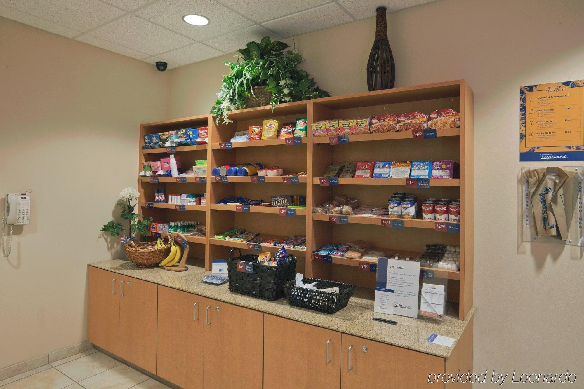Candlewood Suites Pearl By Ihg Удобства фото