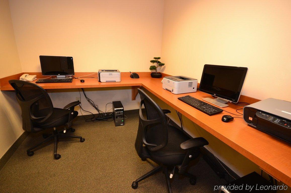 Candlewood Suites Pearl By Ihg Удобства фото