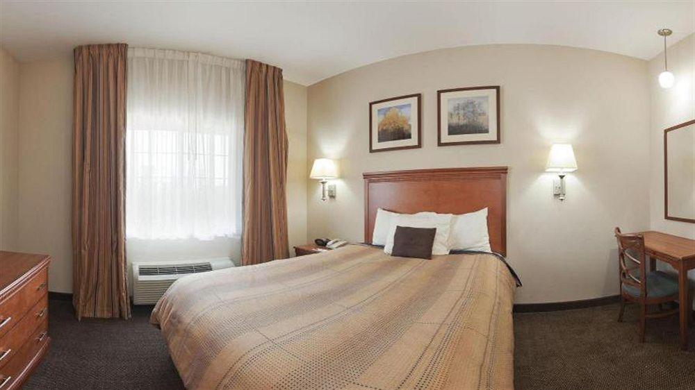 Candlewood Suites Pearl By Ihg Экстерьер фото