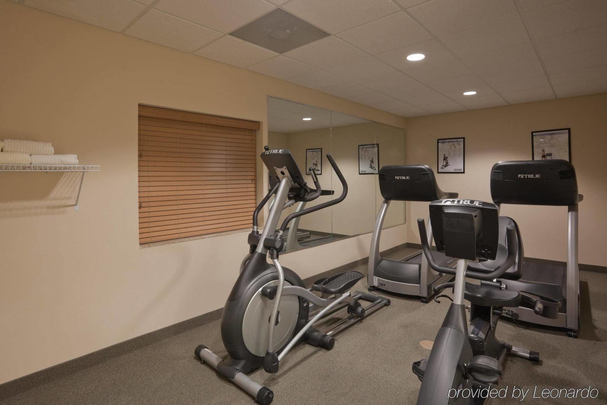 Candlewood Suites Pearl By Ihg Удобства фото