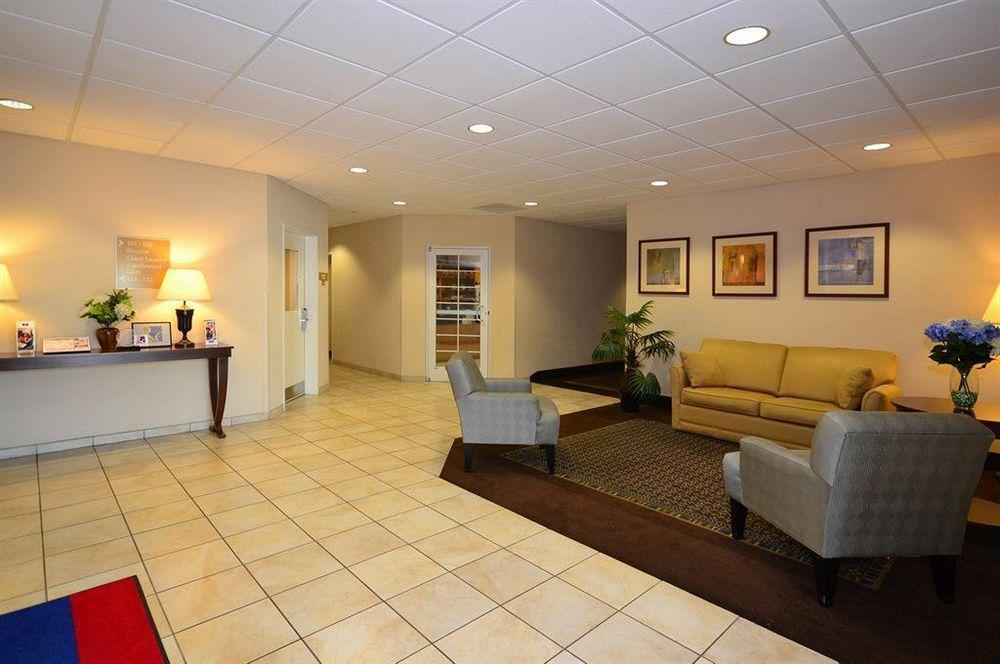 Candlewood Suites Pearl By Ihg Интерьер фото